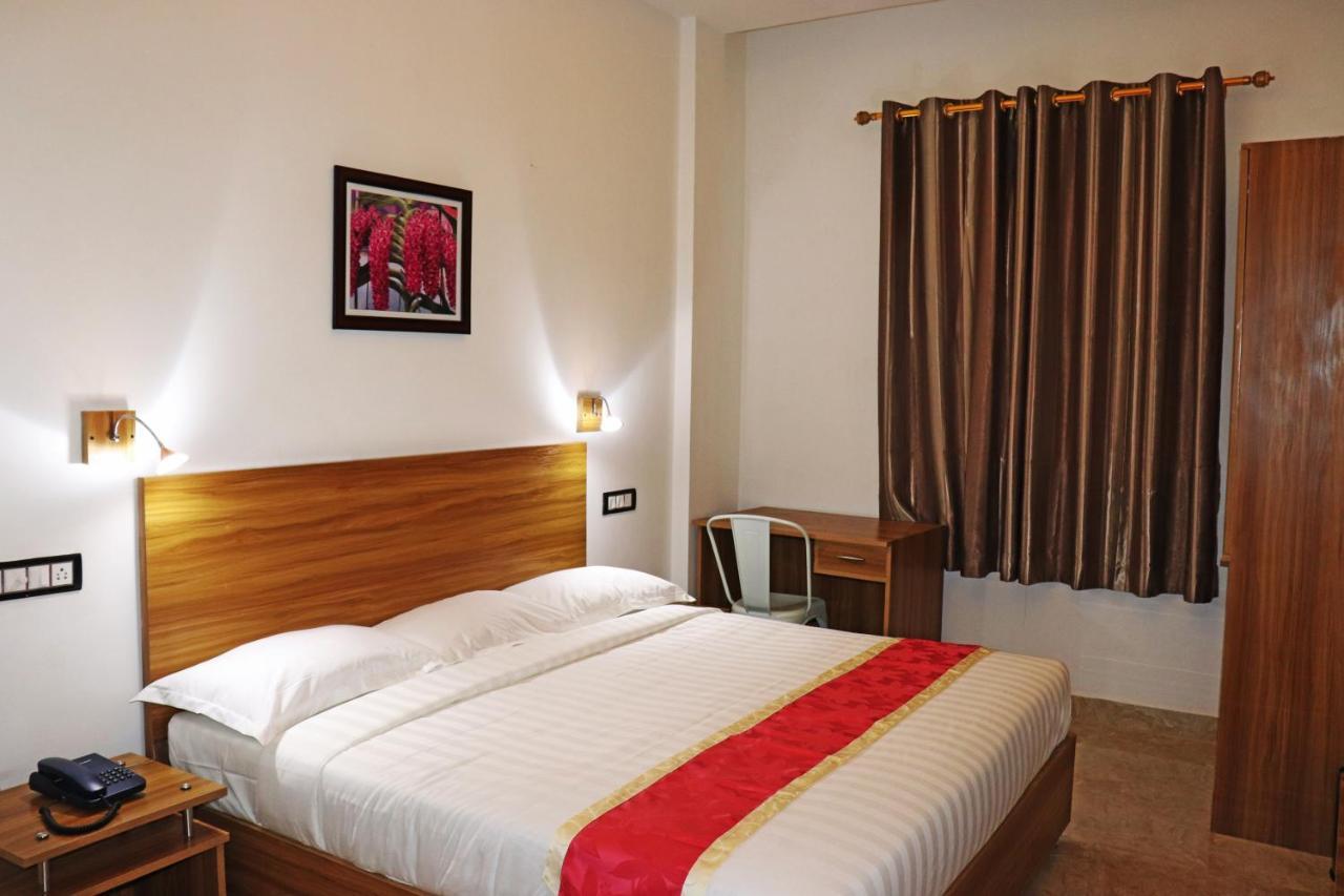 Gulnaar Guest House Chennai Exterior photo